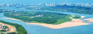 清城美丽乡村：洲心街道伦洲行政村——覃屋村